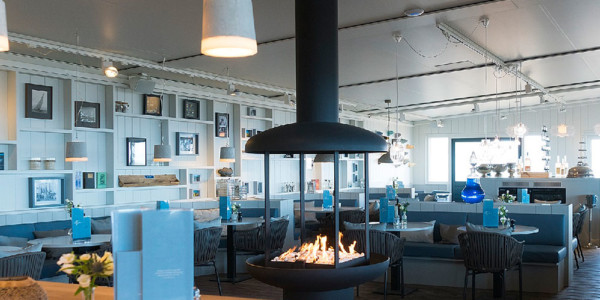 Hemingway’s Beach Restaurant